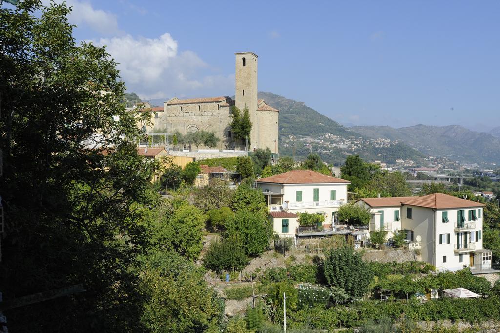 Medieval House Ventimiglia Exterior photo