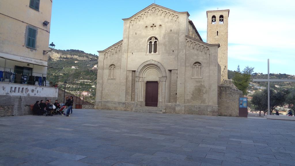 Medieval House Ventimiglia Exterior photo